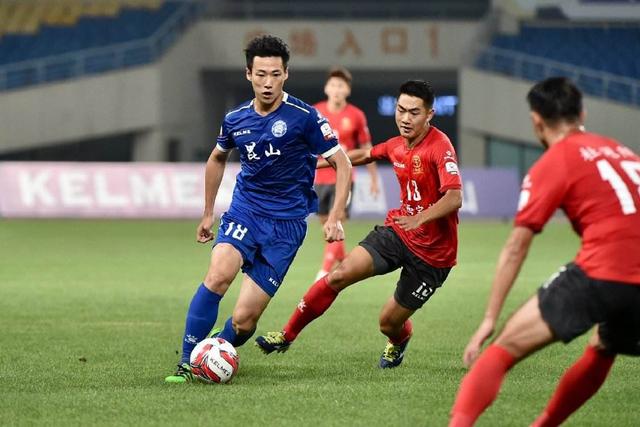早报速览：孙宇晨与AI争议及多家公司最新动态